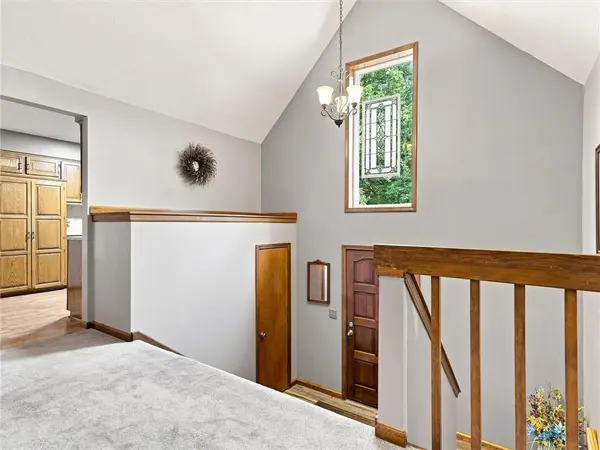 4109 NW 64th PL, Kansas City, MO 64151
