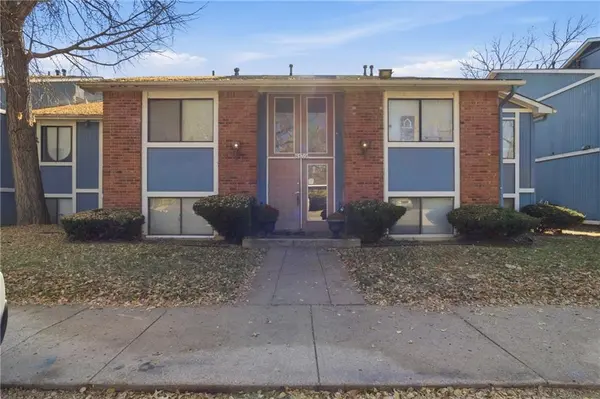 8139 Holmes RD #202, Kansas City, MO 64131