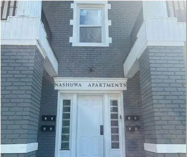 2305 E 37TH ST, Kansas City, MO 64109
