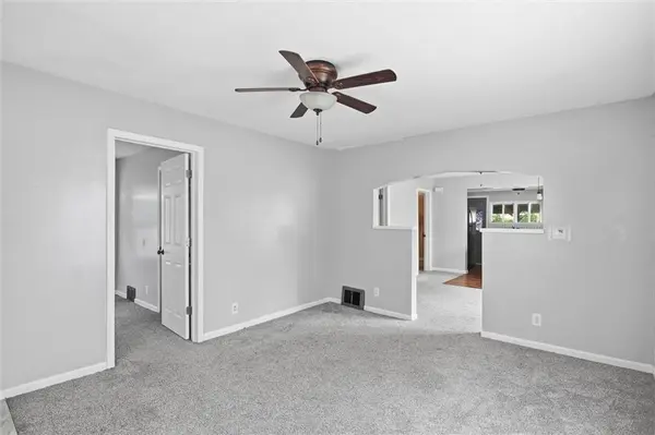 1125 S DODGION AVE, Independence, MO 64050