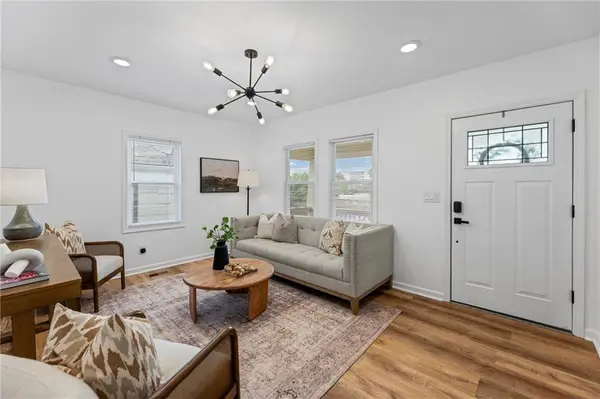 4516 Mercier ST, Kansas City, MO 64111
