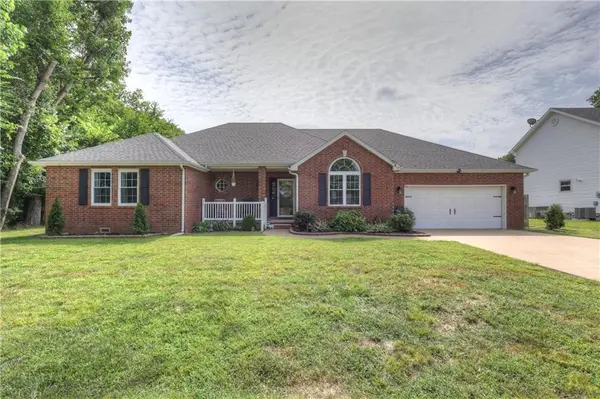 1915 Goetz BLVD, Joplin, MO 64801