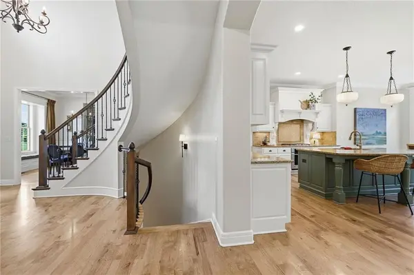 15309 Barton ST, Overland Park, KS 66221