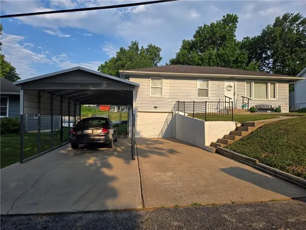 607 May ST, Wellington, MO 64097