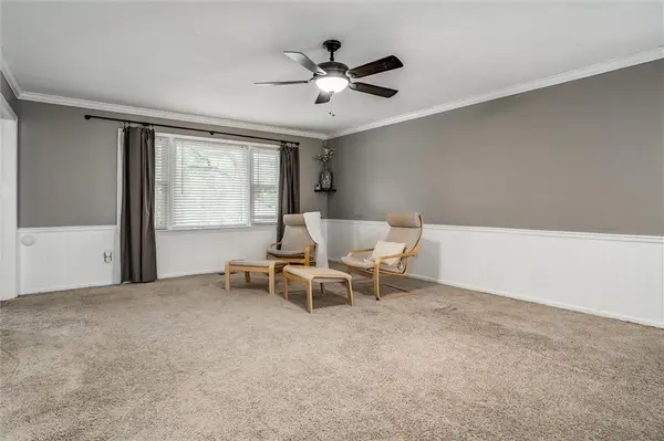 6630 N Anita AVE, Kansas City, MO 64151