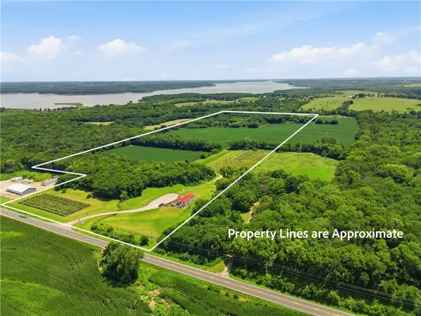 7397 K-92 HWY, Ozawkie, KS 66070