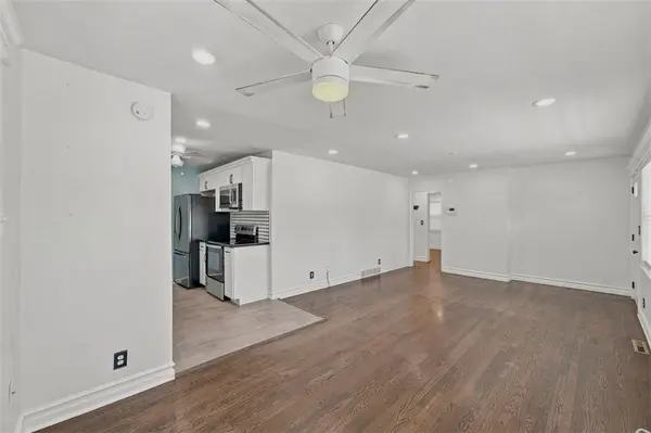 1146 E 67th ST, Kansas City, MO 64131