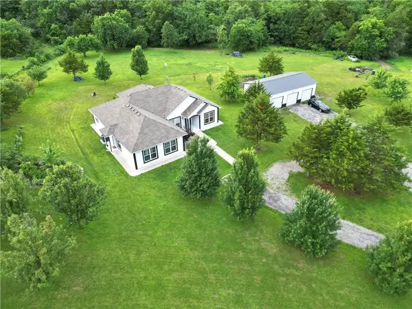 19883 Mather RD, Sedalia, MO 65301