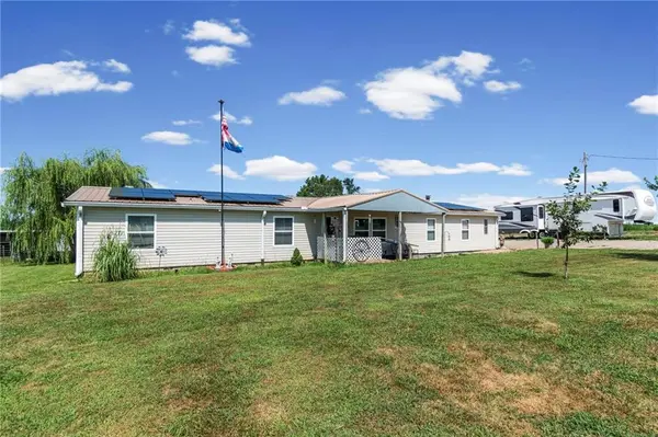 1224 NW State Route K HWY, Butler, MO 64730