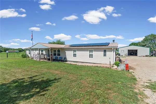 1224 NW State Route K HWY, Butler, MO 64730