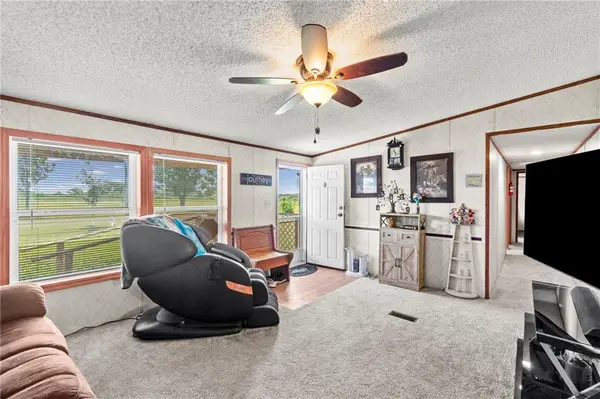 1224 NW State Route K HWY, Butler, MO 64730