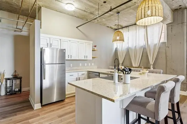 321 W 7th ST #103, Kansas City, MO 64105
