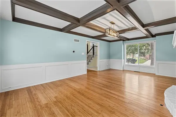 8933 Woodstone ST, Lenexa, KS 66219