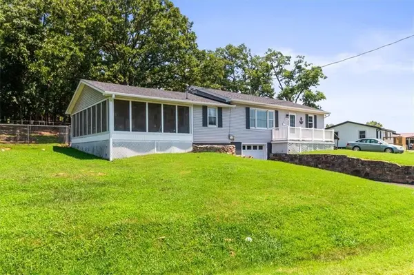 26641 Waterview DR, Warsaw, MO 65355