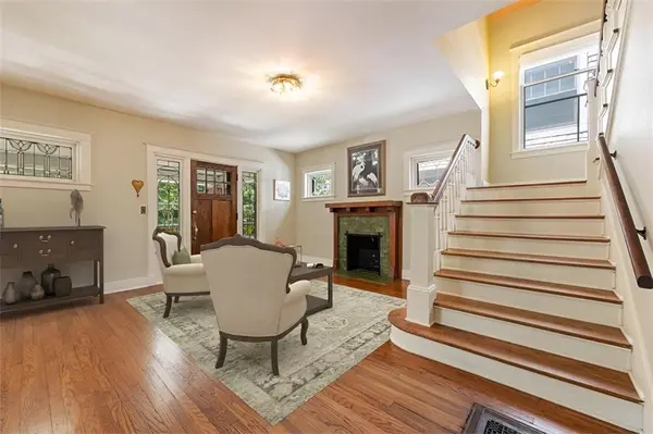3607 Campbell ST, Kansas City, MO 64109