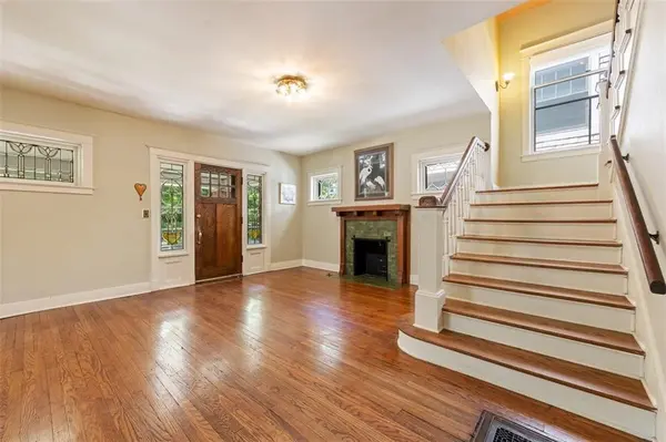 3607 Campbell ST, Kansas City, MO 64109