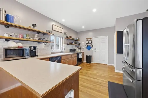 413 Hillbrook CT, Lansing, KS 66043