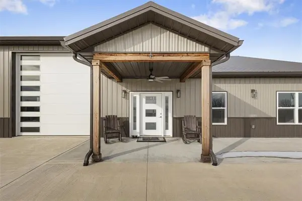 8944 Southpoint DR, Richmond, MO 64085