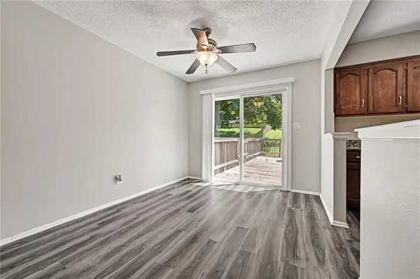 1613 N Glen Ellyn ST, Independence, MO 64056