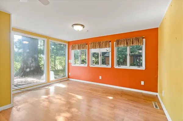 8700 Lamar ST, Overland Park, KS 66207