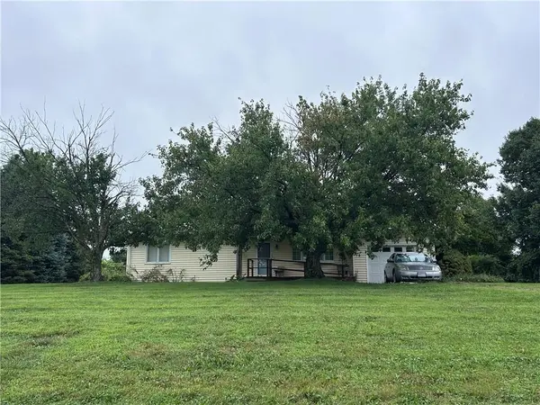 11793 County 162 RD, Savannah, MO 64485