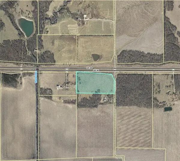 2255 Douglas RD, Perry, KS 66073