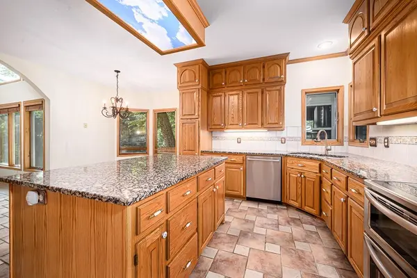 12901 Mcintyre RD, Leavenworth, KS 66048