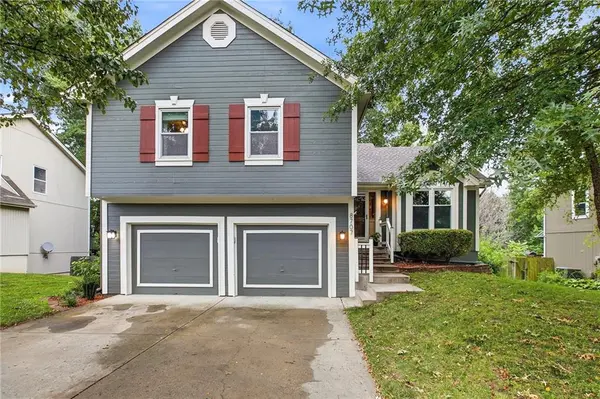 8707 N Mcdonald AVE, Kansas City, MO 64153