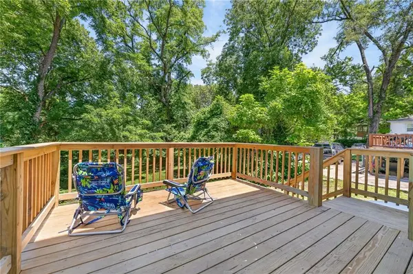 1432 W Walnut ST, Independence, MO 64050