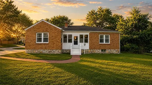 7021 Raytown RD, Kansas City, MO 64133