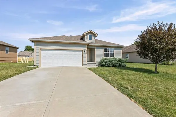 749 S Cypress ST, Gardner, KS 66030