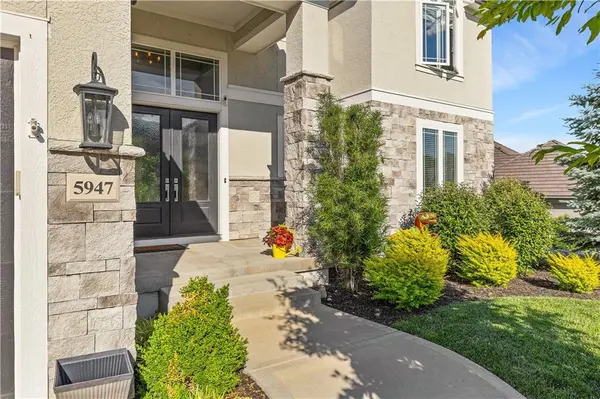 5947 N Cosby AVE, Kansas City, MO 64151