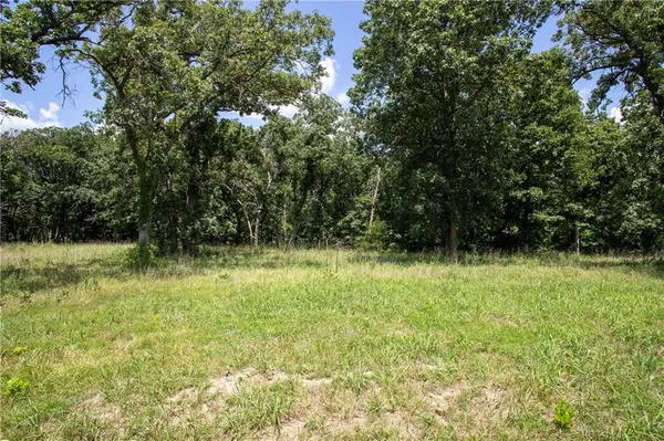811 SE 600th RD, Knob Noster, MO 65336