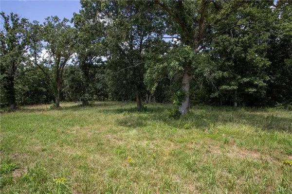 811 SE 600th RD, Knob Noster, MO 65336