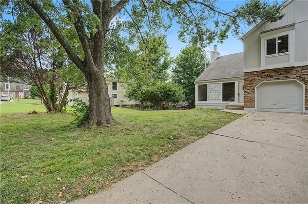 7232 N Askew AVE, Kansas City, MO 64119