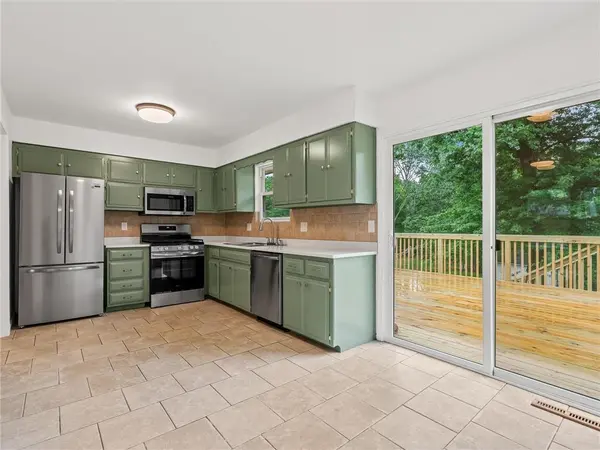 1229 Michele DR, Excelsior Springs, MO 64024