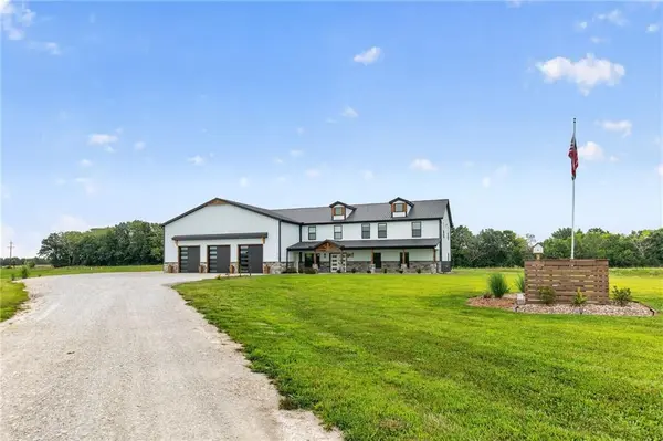 10782 Starr School RD, Odessa, MO 64076
