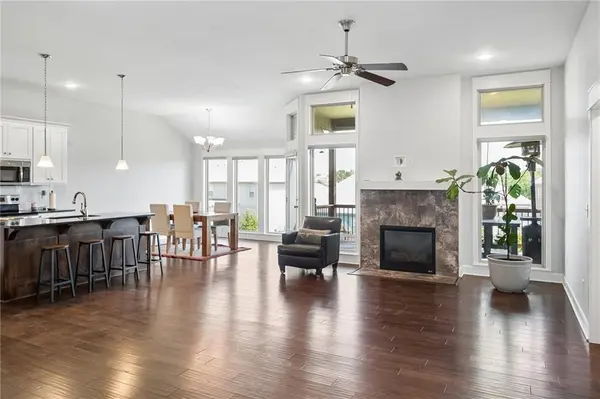 10533 N Randolph AVE, Kansas City, MO 64157