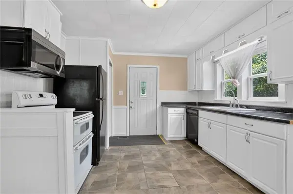 7614 Woodson RD, Raytown, MO 64138