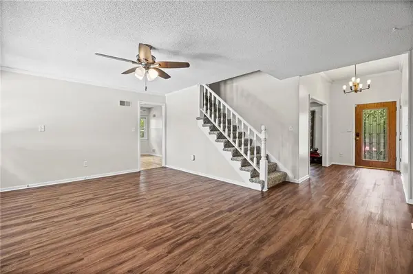 12606 W 69th ST, Shawnee, KS 66216