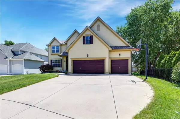 12725 W 138th ST, Overland Park, KS 66221