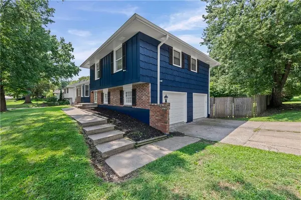 6500 Sterling AVE, Raytown, MO 64133