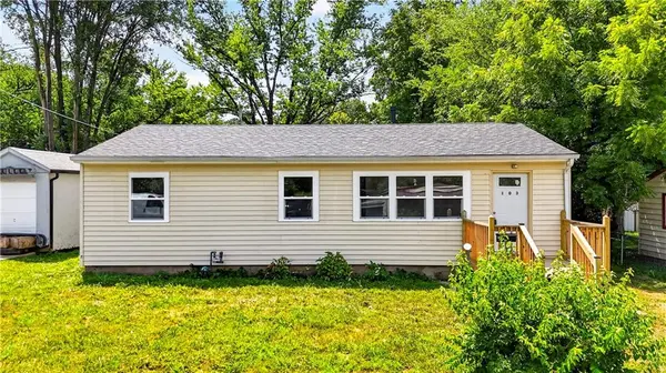 103 Berton RD, Excelsior Springs, MO 64024