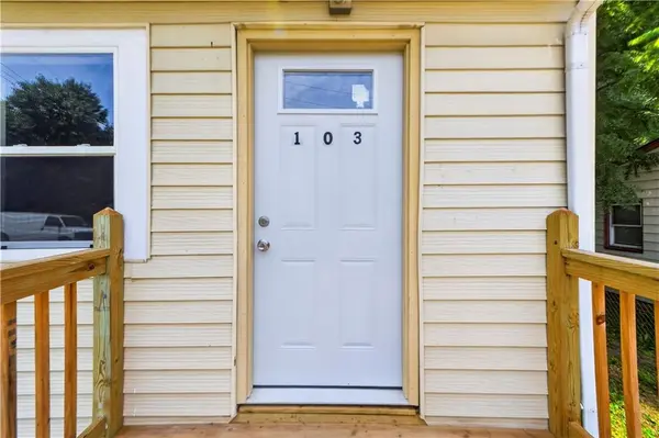 103 Berton RD, Excelsior Springs, MO 64024