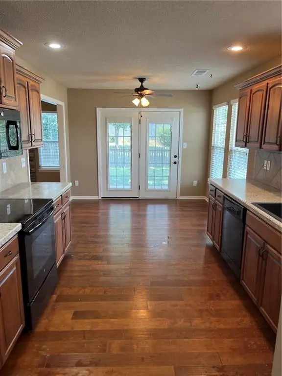 1808 N Keenan ST, Independence, MO 64058