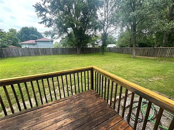 112 Sharon LN, Garden City, MO 64747