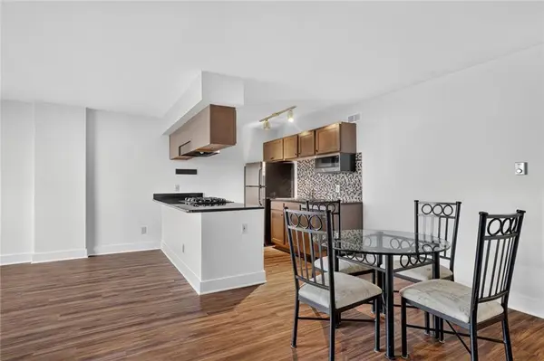 600 E 8th ST #8H, Kansas City, MO 64106