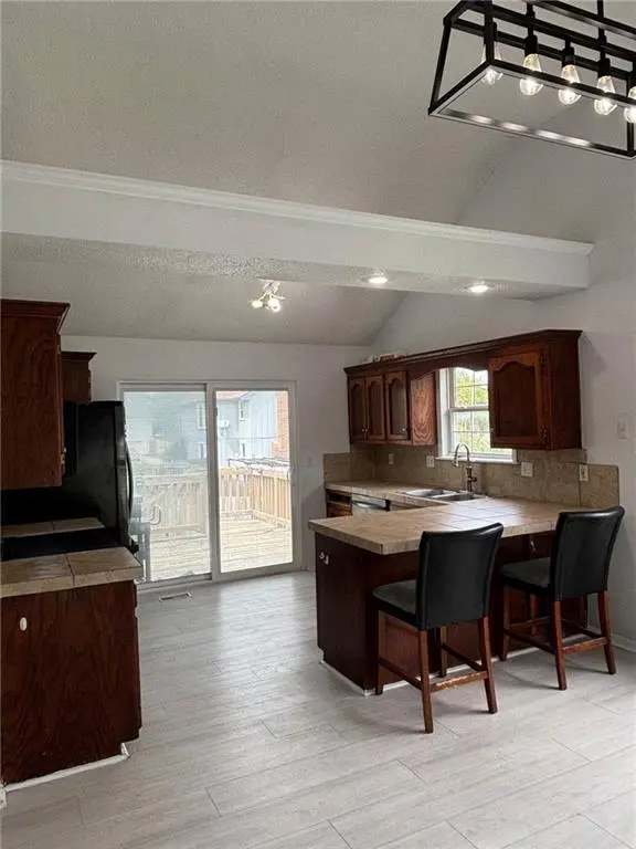 7203 E 133rd CIR, Grandview, MO 64030
