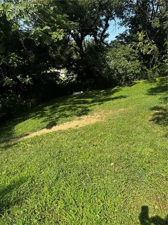 2512 N 4 ST, St Joseph, MO 64505