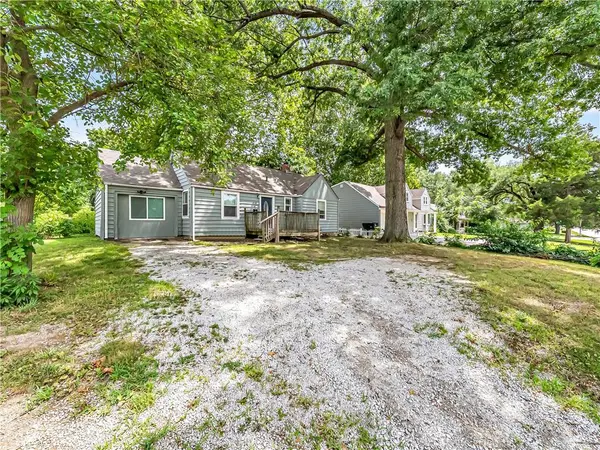 3117 S Crysler AVE, Independence, MO 64055